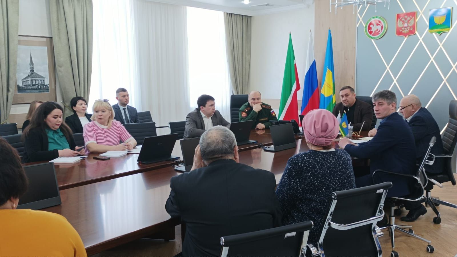 Сегодня прошла встреча семей мобилизованных с главой района Равилем Хисамутдиновым