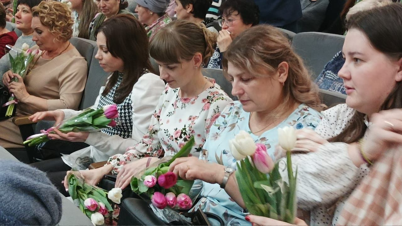Матерей и жён высокогорских мобилизованных поздравили с наступающим 8 марта
