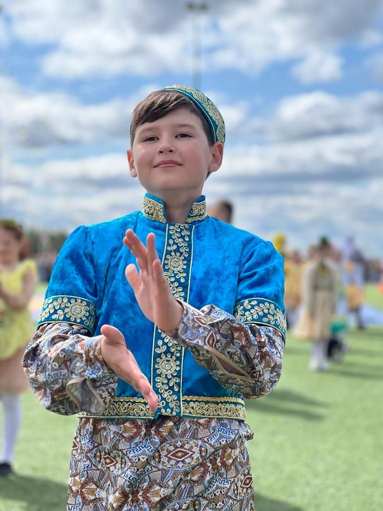 На майдан парка «Заказанье» вышли артисты — старт традиционному празднику «Сабантуй» дан!