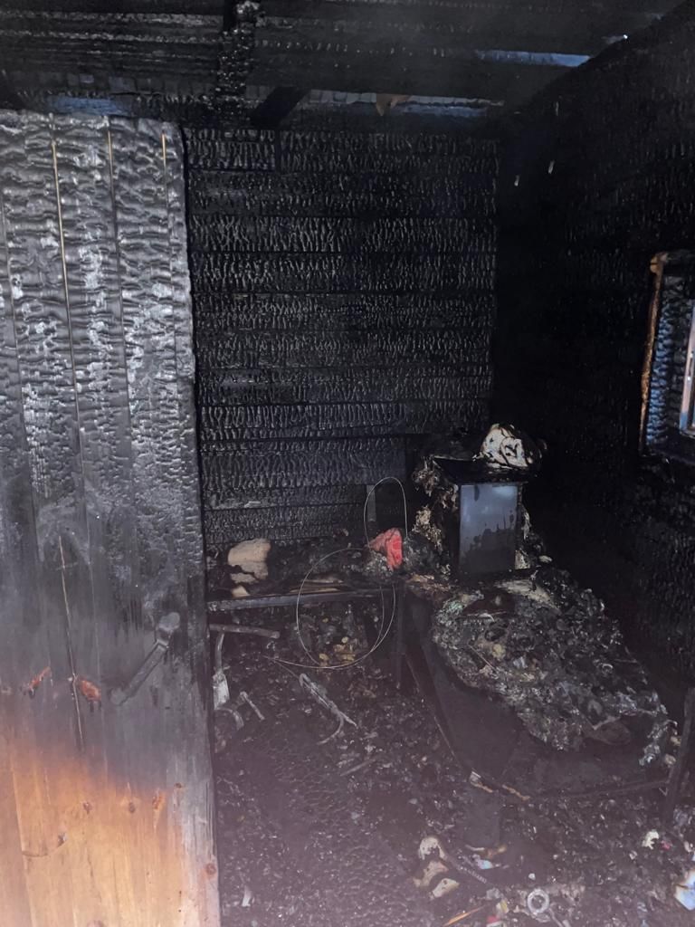 В Семиозерском сельском поселении сгорела баня. Есть пострадавшие