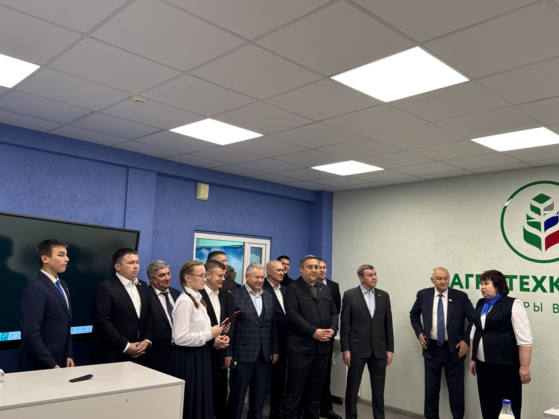 В Высокогорской школе №3 открылся агрокласс