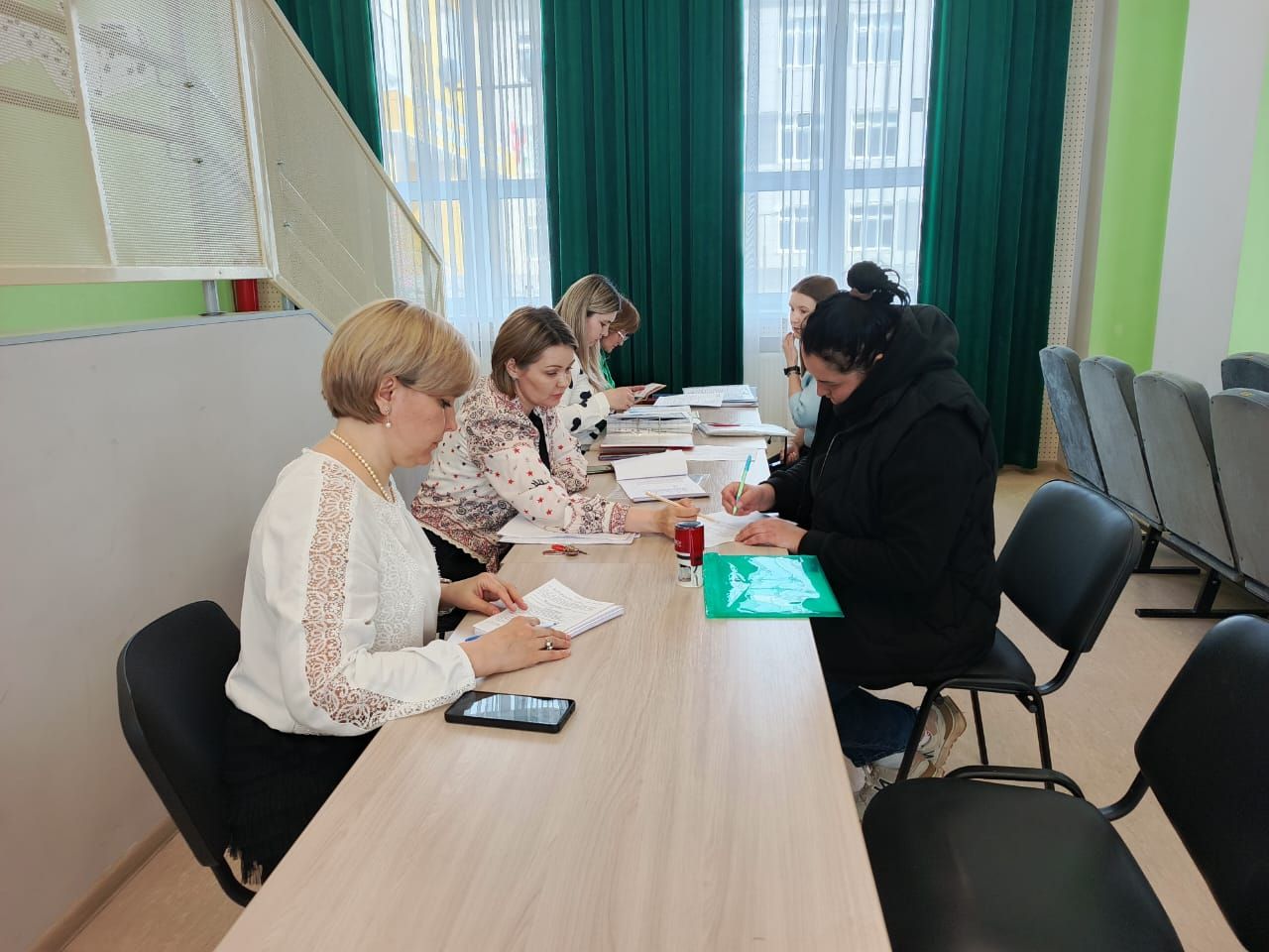 Начался приём документов для поступления в школу в первый класс