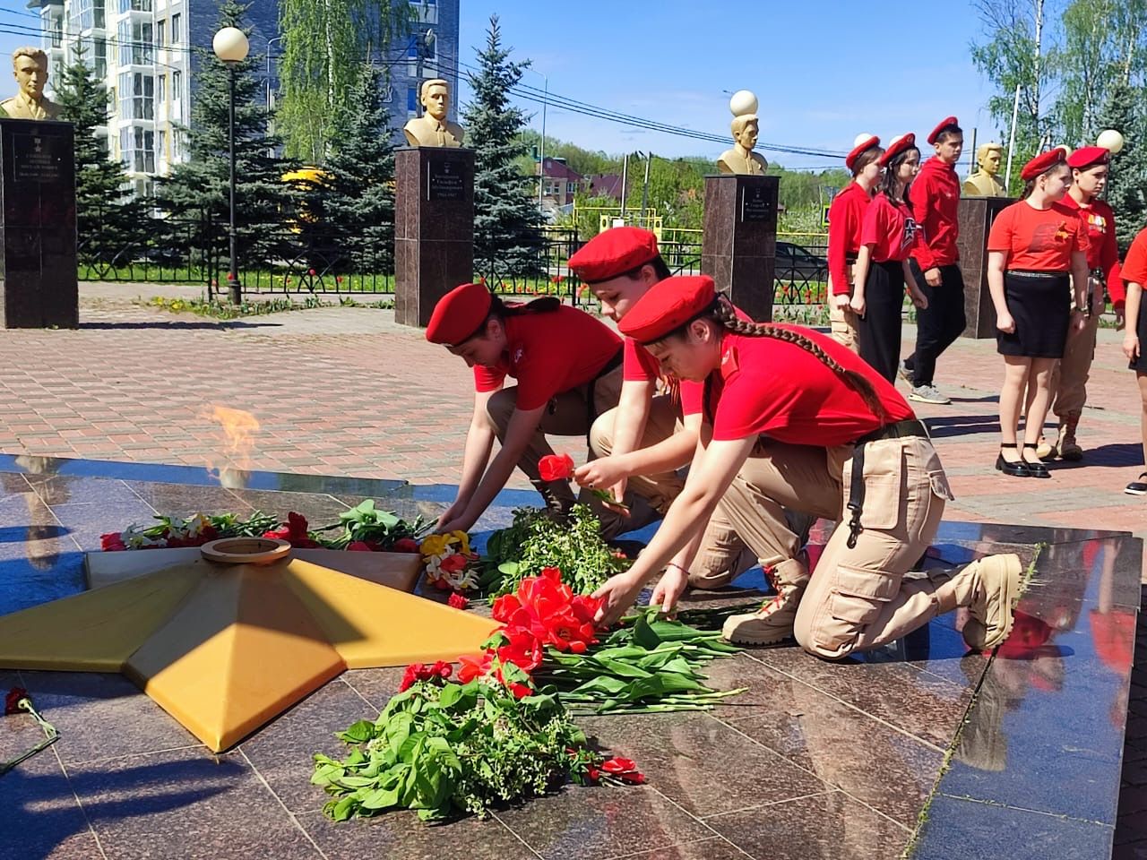Слёт юнармейских отрядов на Аллее Славы