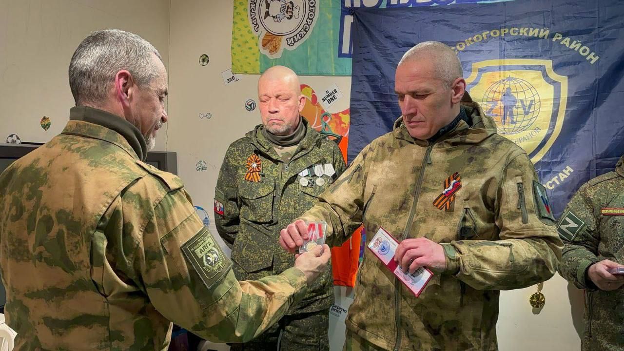 Глава Высокогорского района поздравил ветеранов с Днём боевых действий
