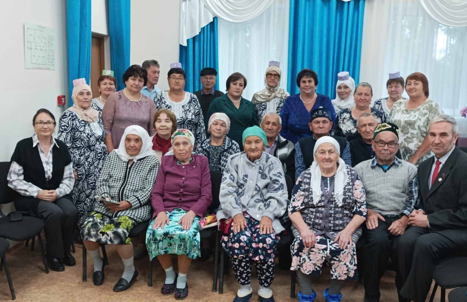 В Ташлы-Ковалинском сельском доме культуры прошла встреча ветеранов