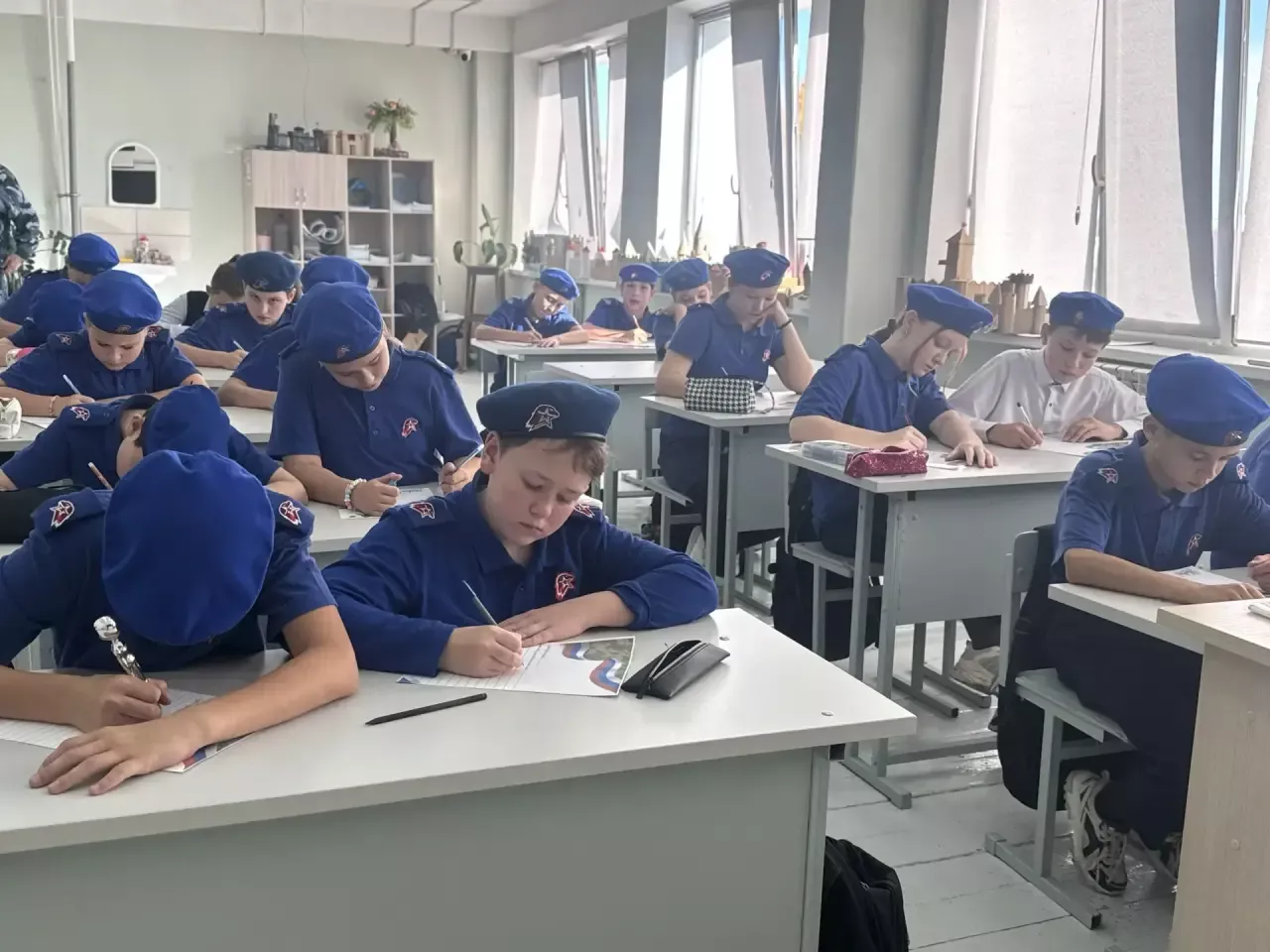 Юнармейцы Высокогорской школы №3 присоединились к акции «Письмо солдату»