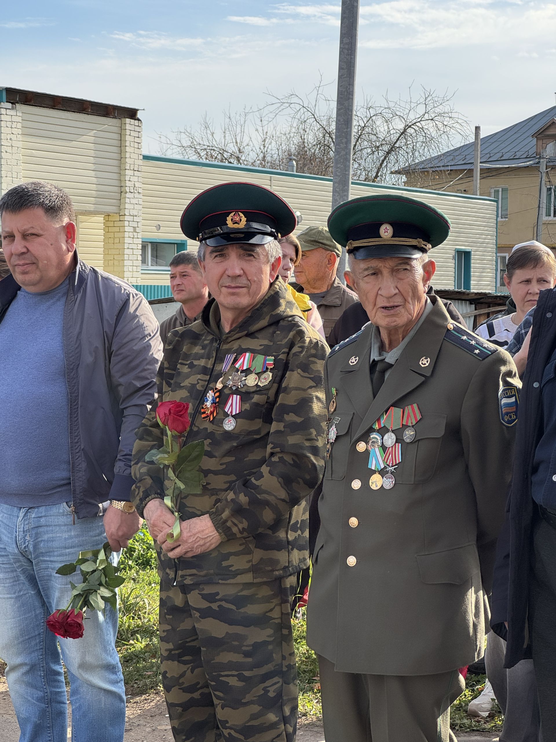В Высокогорском районе увековечили память погибших участников СВО