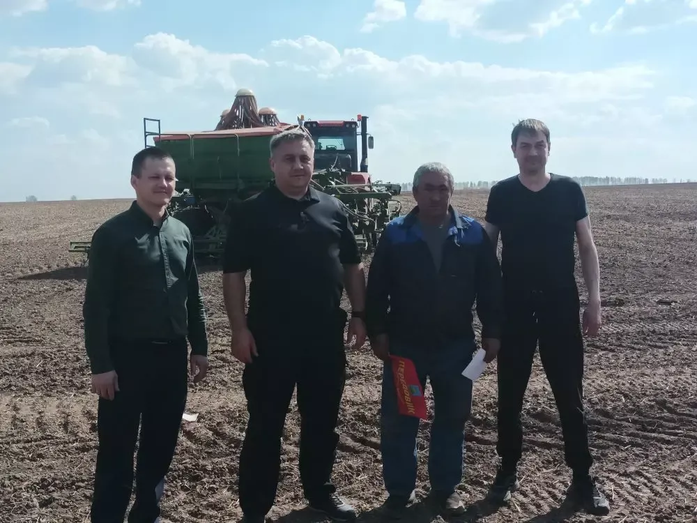 Передовики сельского хозяйства получили награды в Высокогорском районе