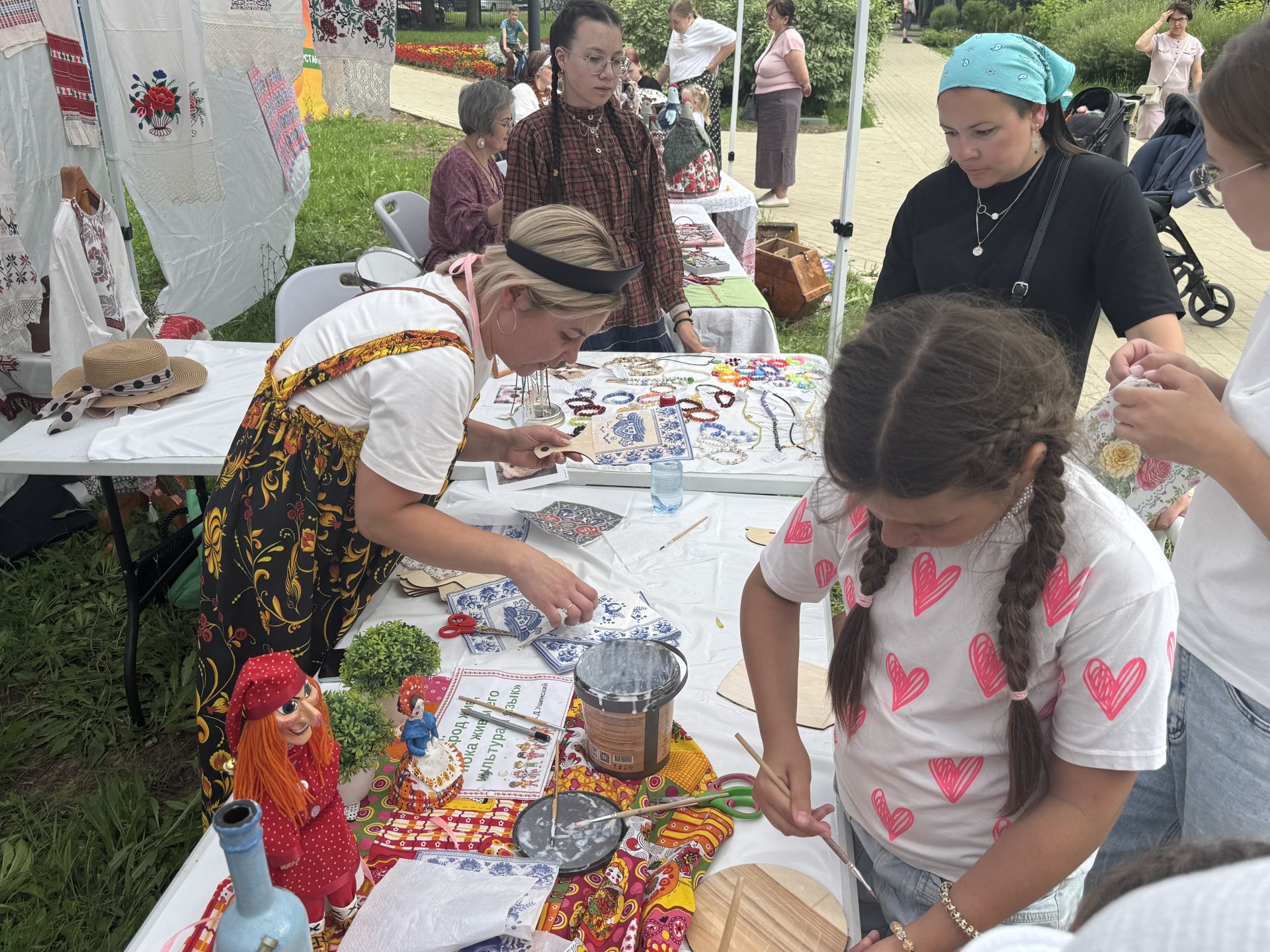 В Парке Победы прошел Единый день фольклора