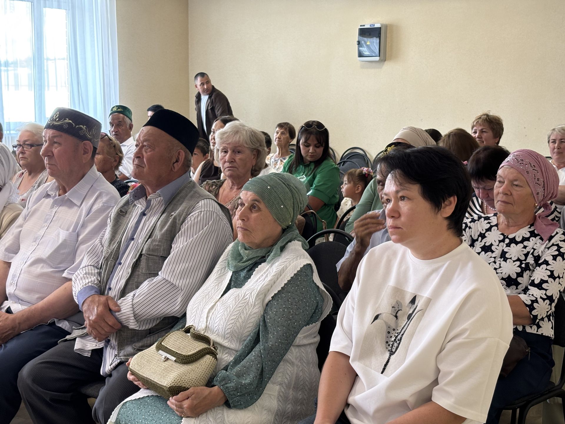 В школе искусств отмечают День семьи любви и верности
