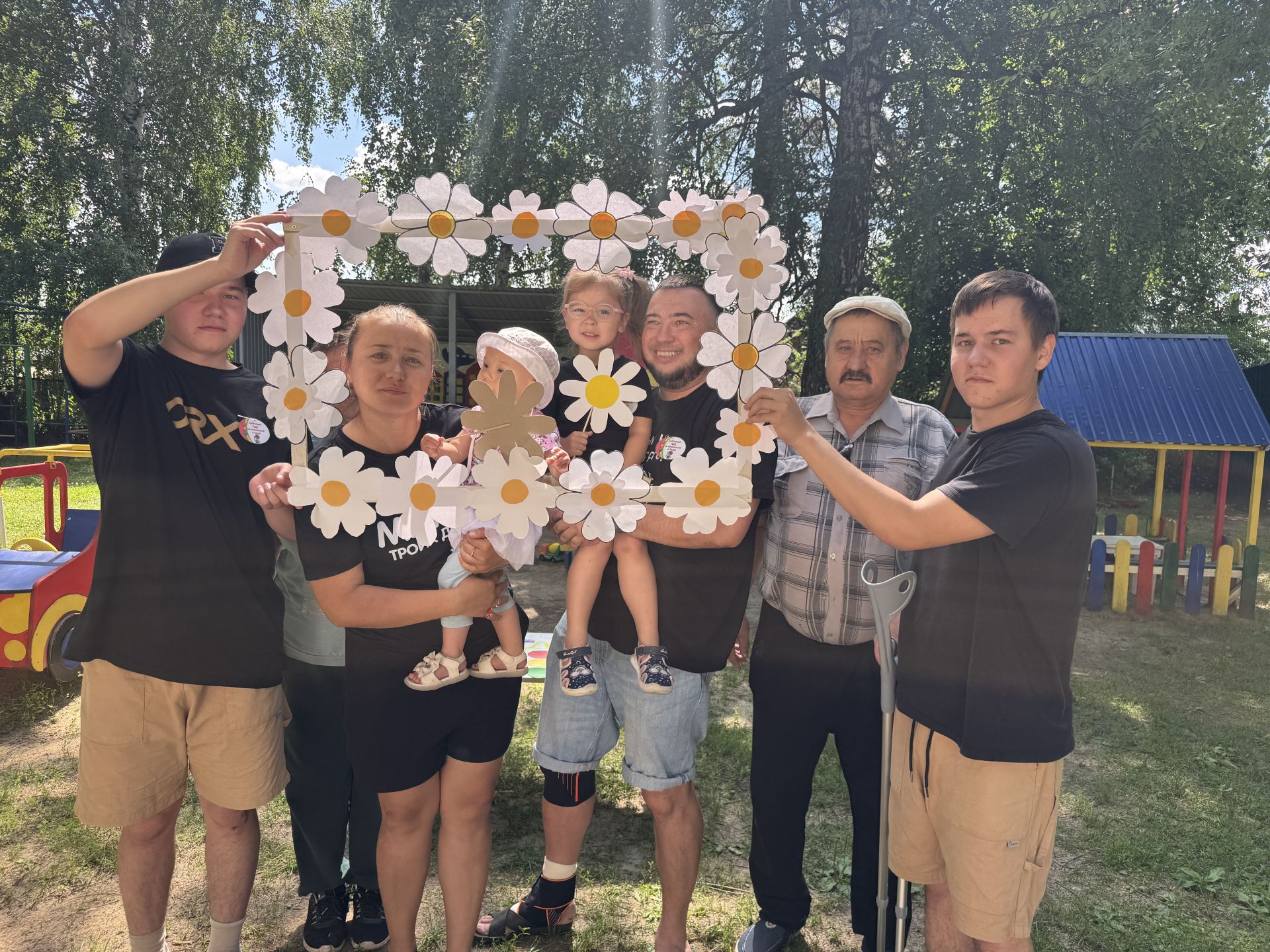 В детском саду «Рябинушка» прошел конкурс «Старты поколений» ко Дню семьи