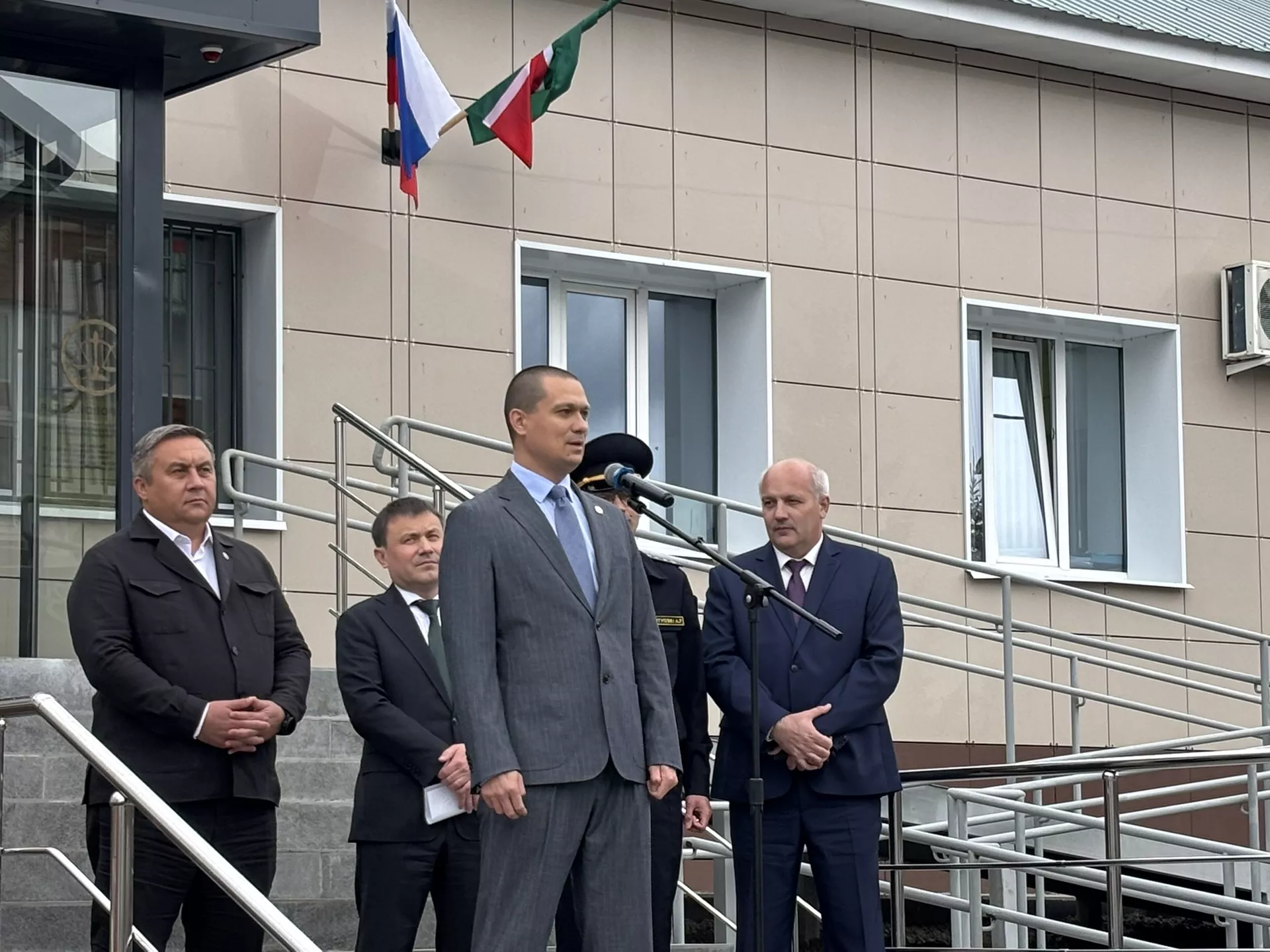 В Высокогорском районе после ремонта открыли здание судебных участков