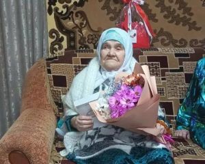 В селе Дубъязы отметили 90-летие именинницы