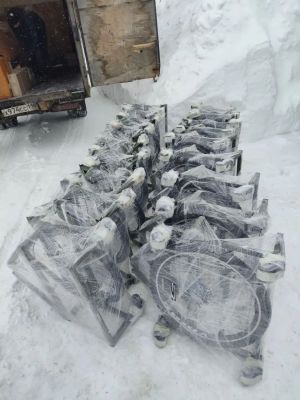 Группа «Надежный тыл-помощь солдату» отправила 20 тележек для медроты морпехов