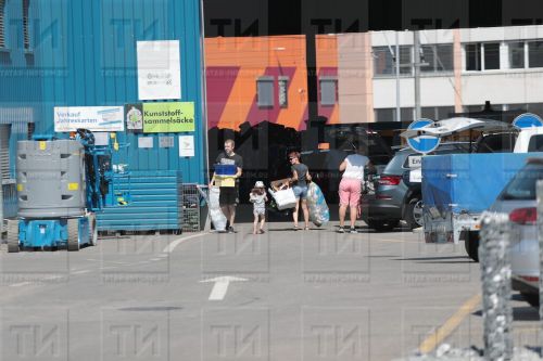 В нескольких районах Казани открылись пункты сбора опасных отходов