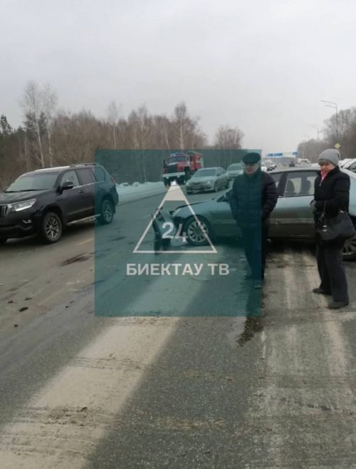 ДТП с участием трех автомобилей произошло в Высокогорском районе, есть пострадавшие