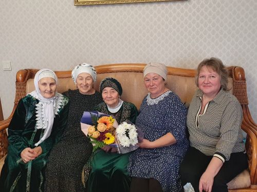 Нурия Губайдуллина отметила 90-летний юбилей