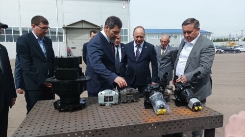 «Казансельмаш» посетил Министр промышленности и торговли Республики Татарстан Олег Коробченко