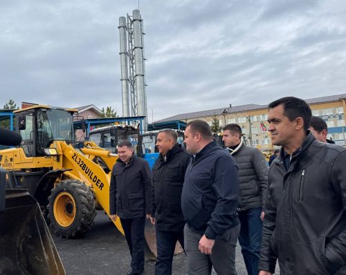 Глава района сегодня провёл проверку готовности снегоуборочной техники