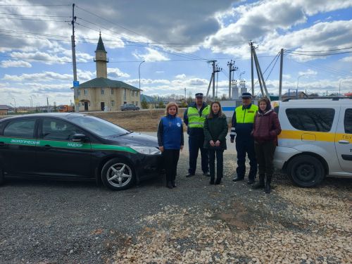 Сегодня провели выезд для выявления мусора вдоль дорог