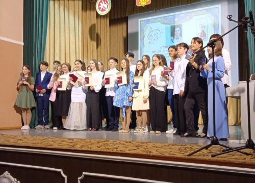 Торжественный отчётный концерт ДШИ им.С.Сайдашева восхитил зрителей