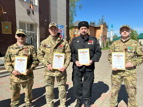 Слёт юнармейских отрядов на Аллее Славы