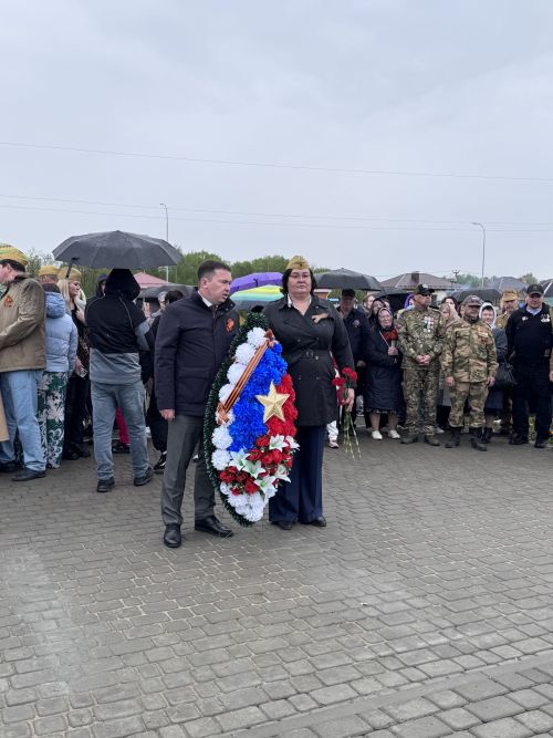 В Шигалях состоялось торжественное открытие памятника воинам трёх поколений