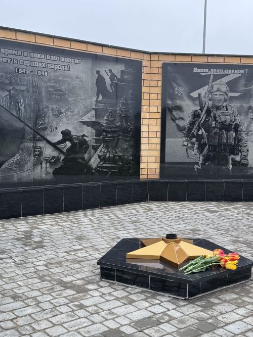 В Шигалях состоялось торжественное открытие памятника воинам трёх поколений