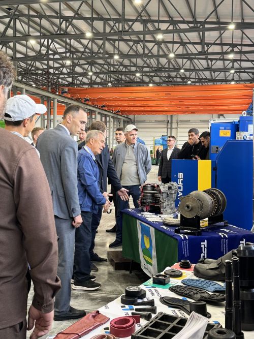 Раис Татарстана ознакомился с достижениями предприятий района