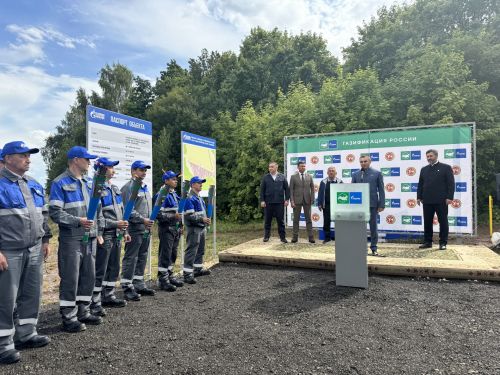Раис Татарстана принял участие в торжественном пуске газа в деревне Эстачи