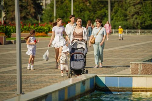 Многодетные семьи получили более 10 тысяч участков