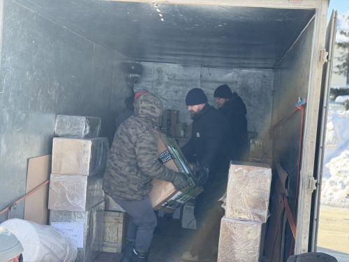 Из Высокогорского района отправили три машины гуманитарной помощи