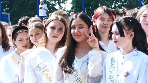 Последние звонки и 100 тысяч за 100 баллов
