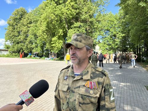 В Высокогорском районе прошел автопробег ретроавтомобилей с ветеранами (фото)