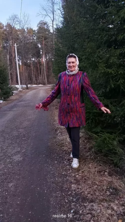 Женщина стала голосом природы: как появился «стол птичий»