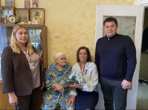Жительница Высокой Горы отметила 95-летие и проголосовала дома