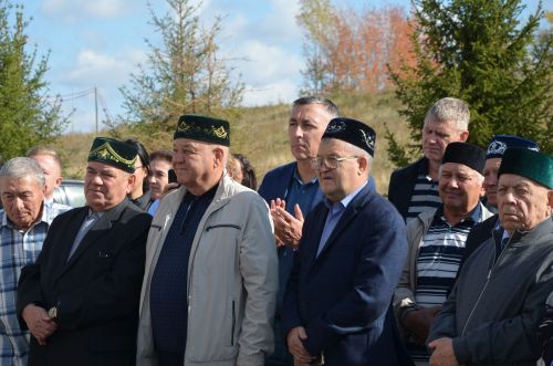 Открытие мемориальной доски Хасану Шайдуллину