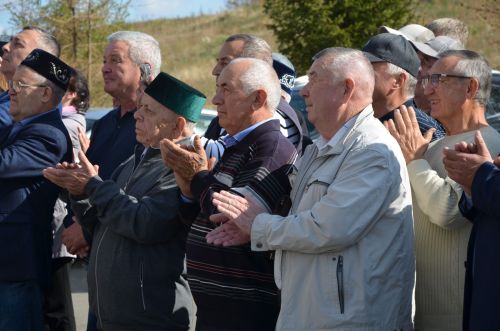 Открытие мемориальной доски Хасану Шайдуллину