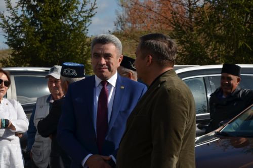 Открытие мемориальной доски Хасану Шайдуллину
