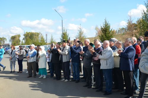 Открытие мемориальной доски Хасану Шайдуллину