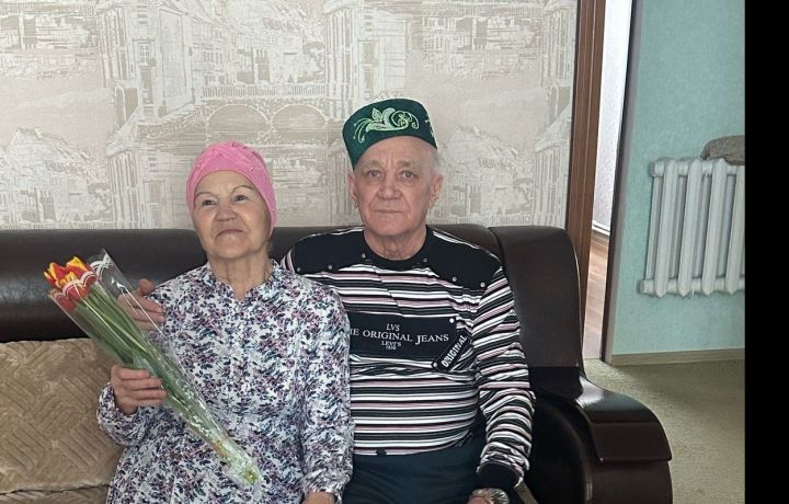 «Полвека рука об руку»