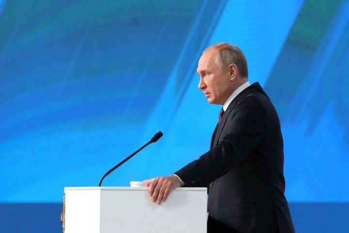 Путин поручил пересчитать выплаты пенсионерам