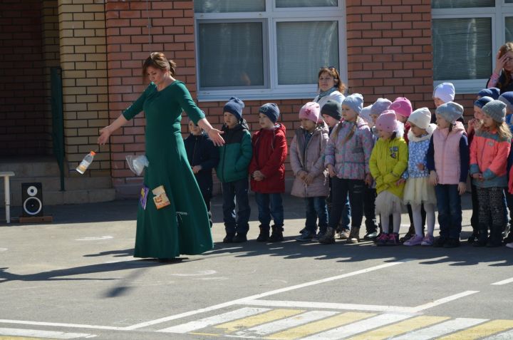 Сегодня в Высокогорском районе в детском саду «Тургай» прошла квест-игра ко дню Земли