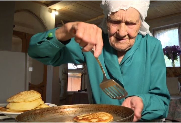 90-летняя юбилярша Высокогорского района ведет активный образ жизни