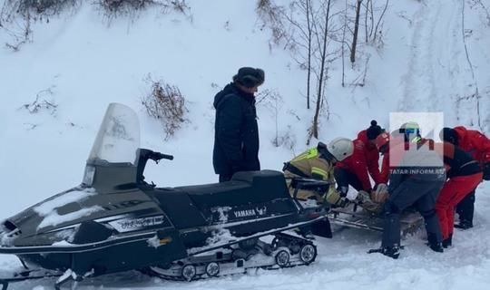 Спасли сноубордиста, который упал с высокого склона в РТ