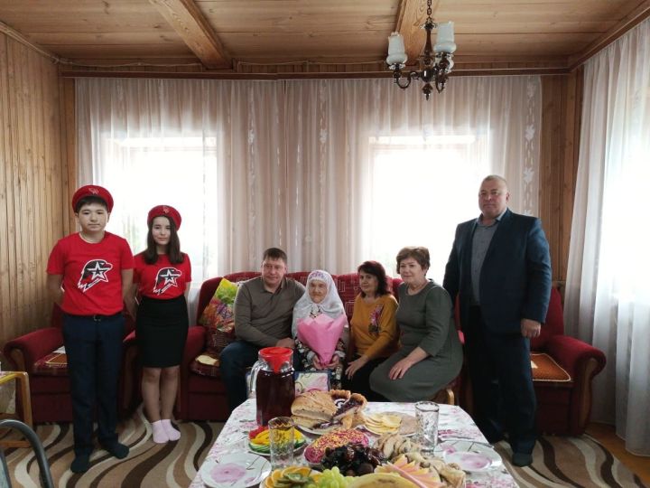 Сегодня свой 95-летний юбилей празднует Шайхутдинова Насима Шайхетдиновна