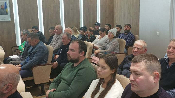 В Высокогорском районе прошло заседание комиссии по предупреждению и ликвидации ЧС в связи с распространением бруцеллеза в Атнинском районе