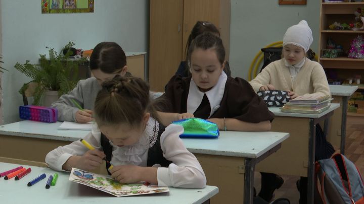 Балаларның хатлары хәрбиләрнең күкрәк кесәсендә саклана
