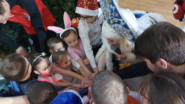 Для особенных детей района провели новогоднее мероприятие