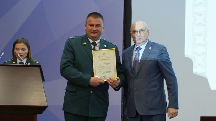 Александр Фомин удостоен награды Госкомитета РТ по биоресурсам